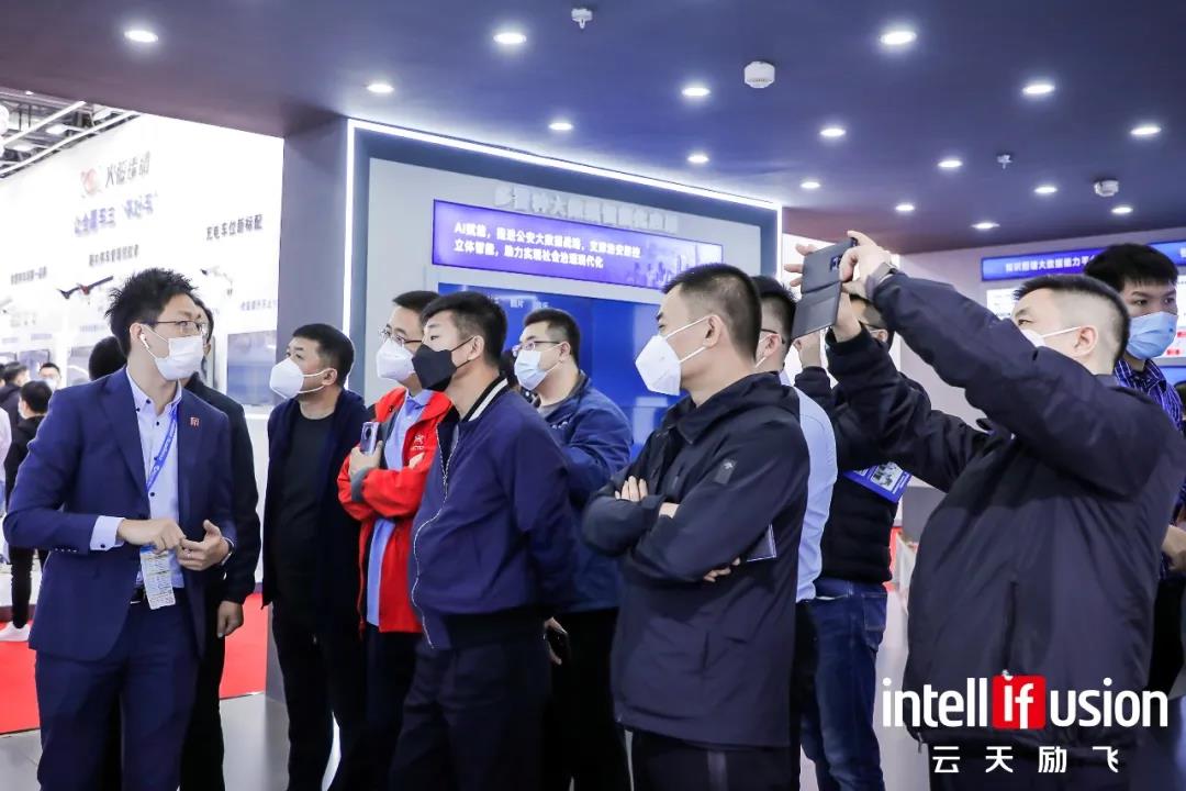 d4d8ecf49c99885000aa387692ecab971640855972.jpg 4.jpg